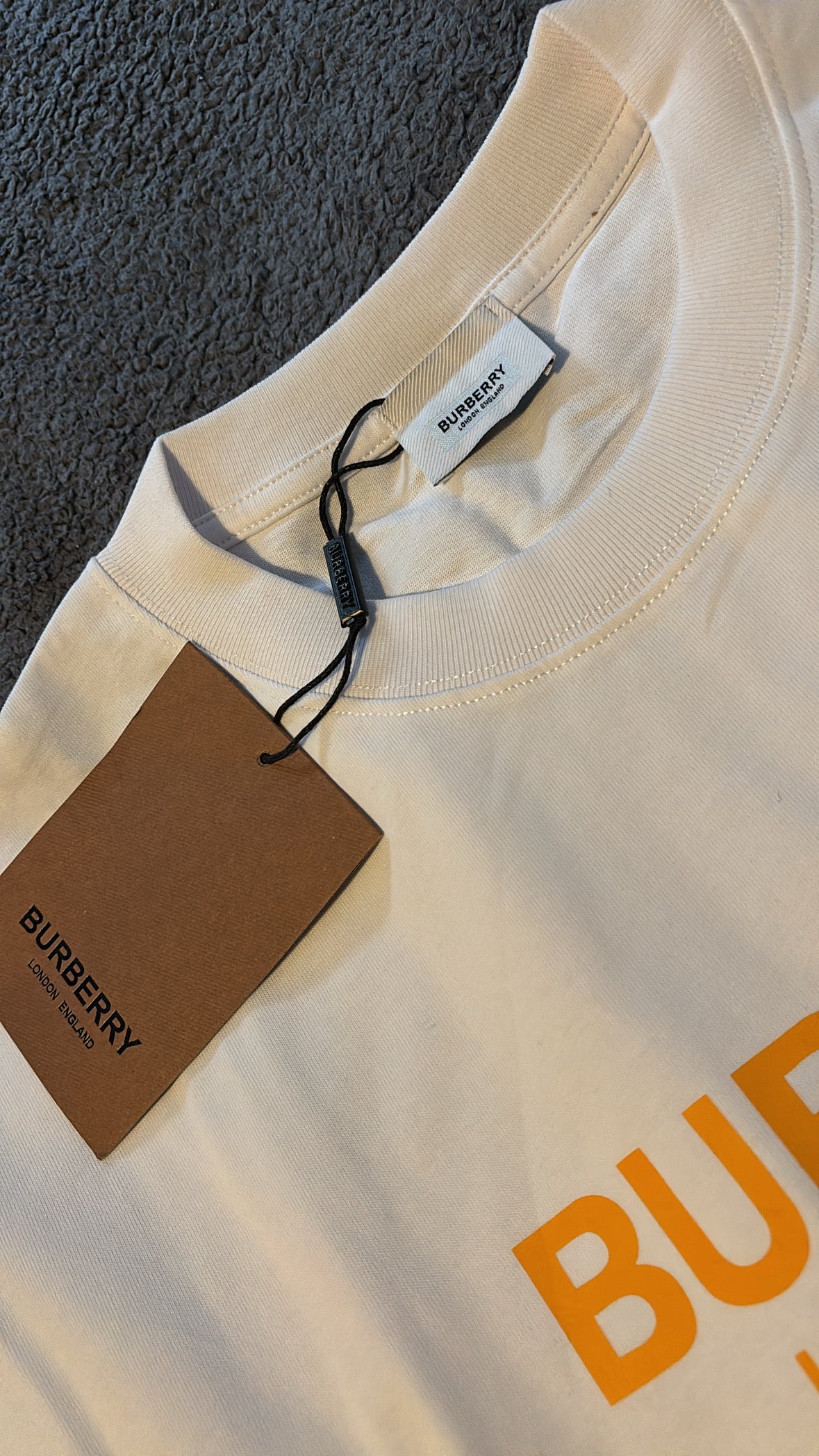 Burberry T-shirt