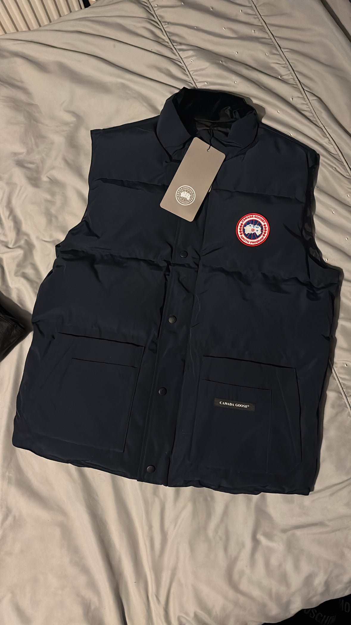 Canada goose body warmer