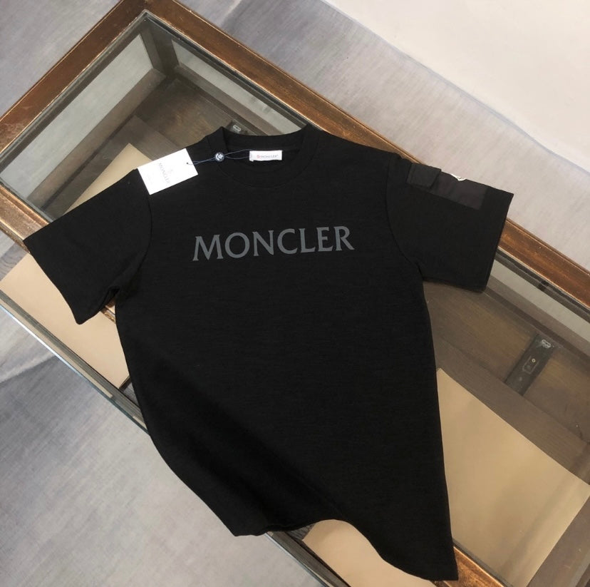 Moncler Tshirt
